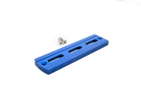 Plate mount